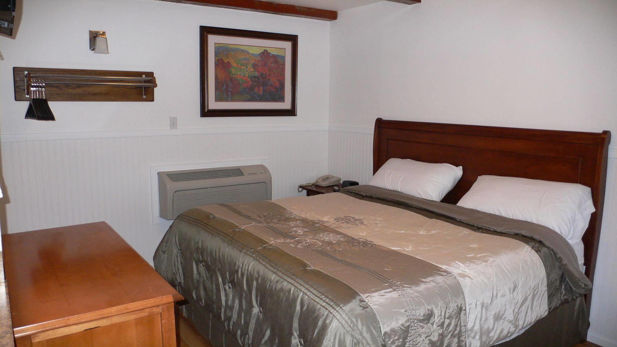 Western Star Inn Rifle Bagian luar foto