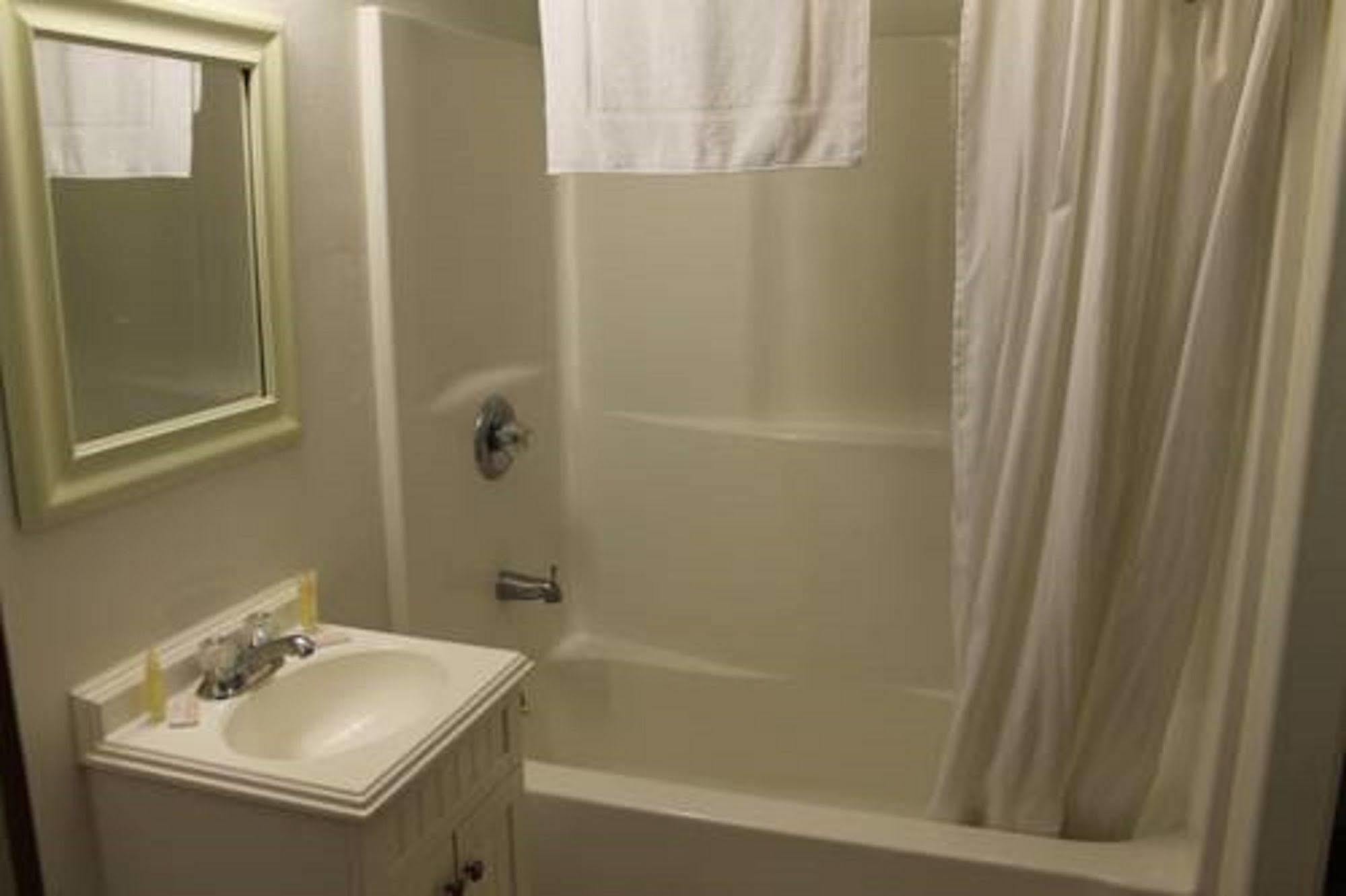 Western Star Inn Rifle Bagian luar foto