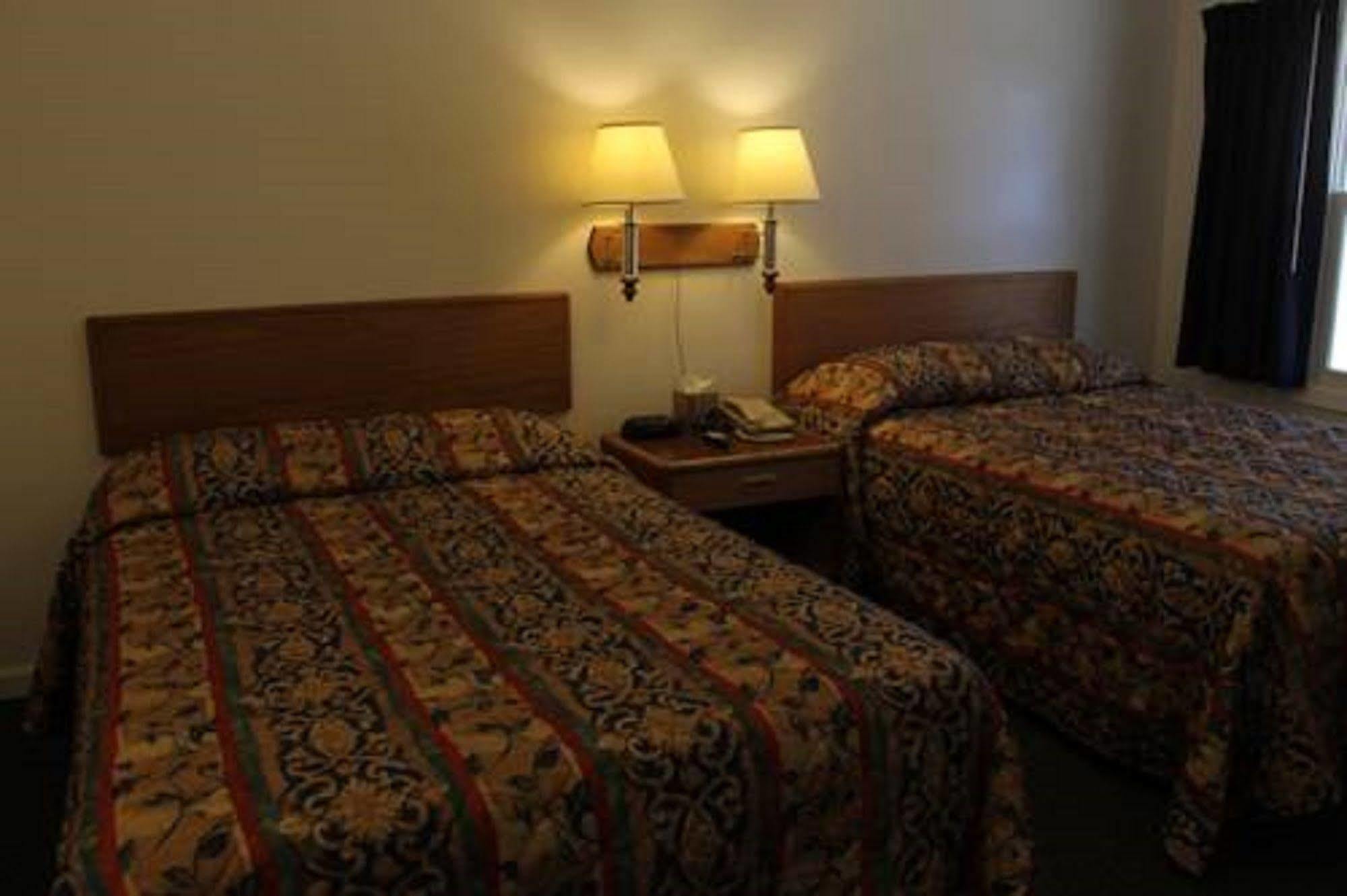 Western Star Inn Rifle Bagian luar foto