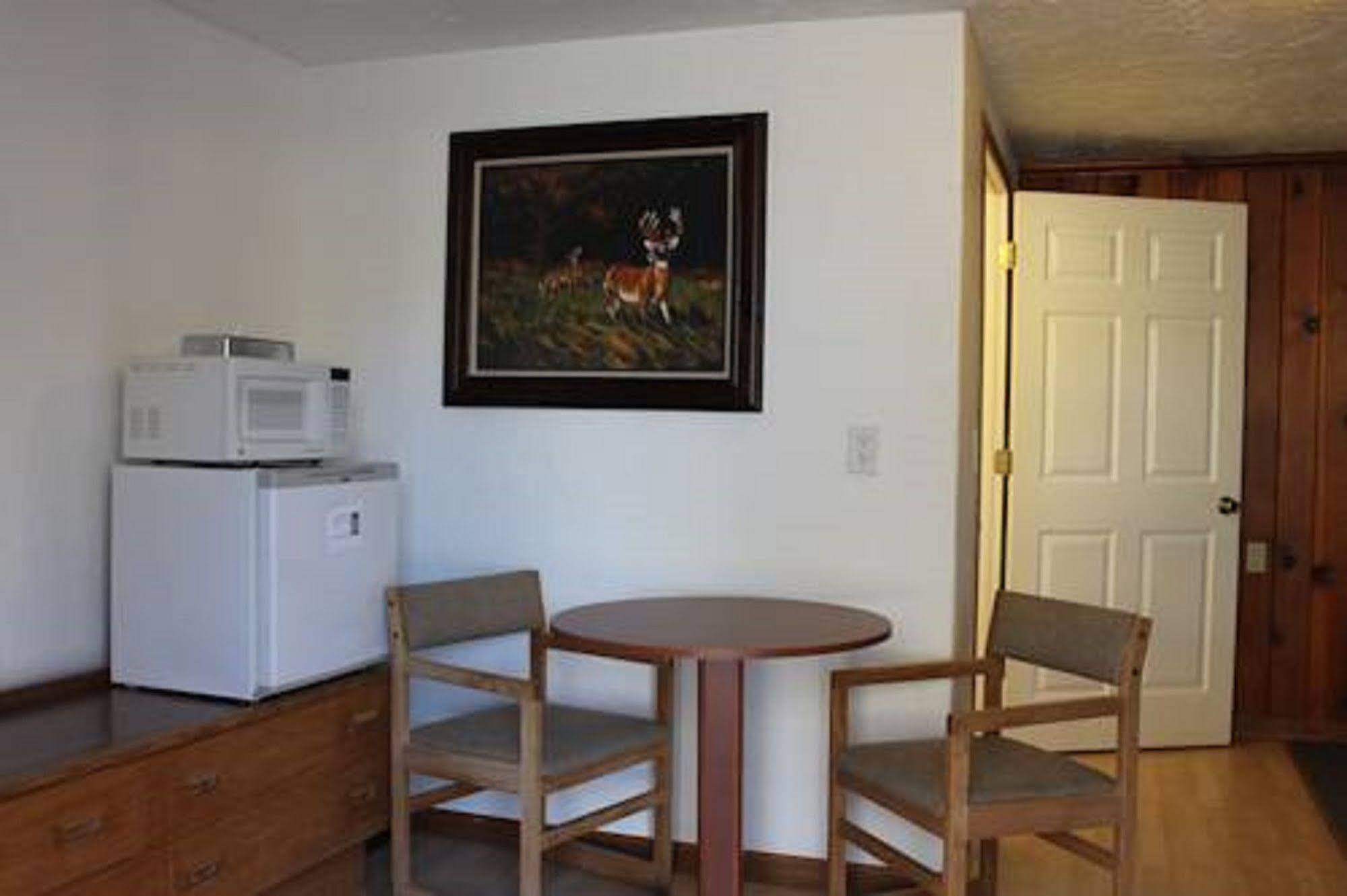Western Star Inn Rifle Bagian luar foto